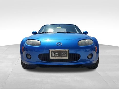 Used 2006 MAZDA MX-5 Miata Touring RWD image 2