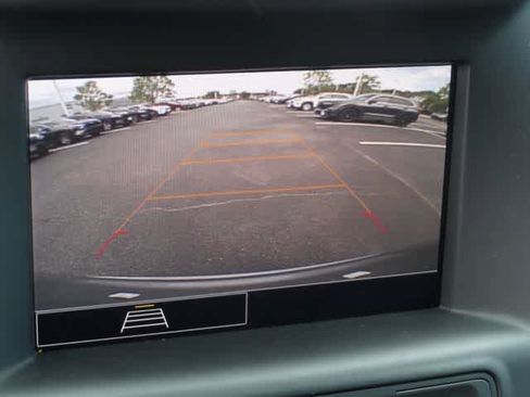Used 2024 GMC Terrain SLE FWD image 22