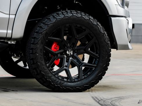 Used 2023 Ford F150 Lariat w/ Equipment Group 502A High image 97