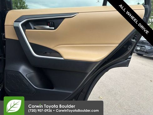 Used 2021 Toyota RAV4 XLE w/ XLE Grade Weather Package AWD/4WD image 14