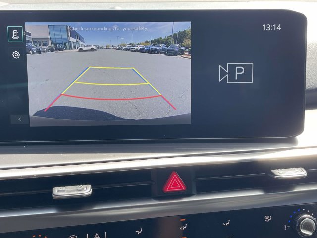 Certified 2026 Kia Sorento LX FWD image 27