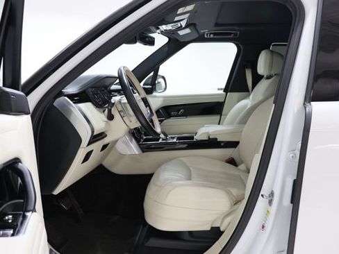 Used 2023 Land Rover Range Rover SE AWD/4WD image 15