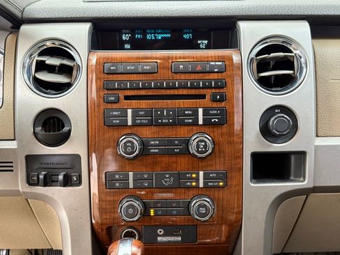 Used 2010 Ford F150 Lariat RWD image 19