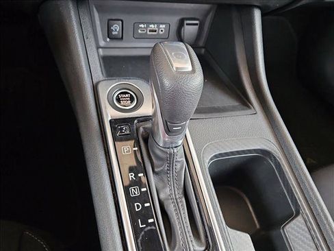 Used 2024 Nissan Sentra SV FWD image 12
