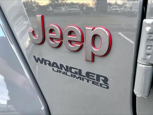 Used 2020 Jeep Wrangler Unlimited Rubicon w/ LED Lighting Group image 29