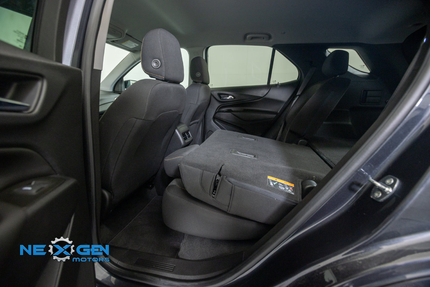 Used 2022 Chevrolet Equinox LT FWD image 28