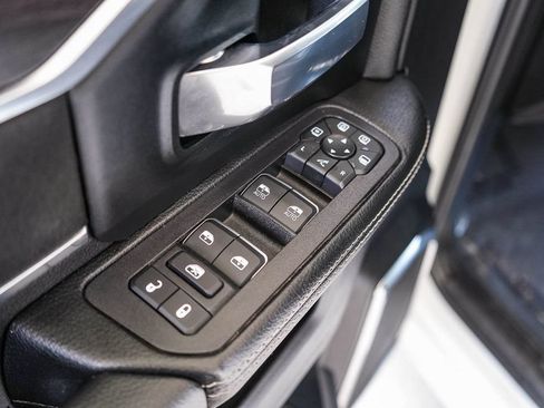 Used 2026 RAM 2500 Laramie AWD/4WD image 21