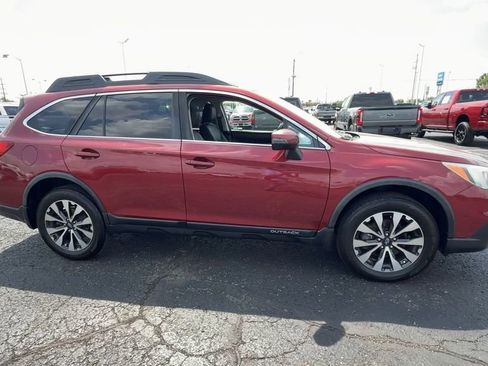 Used 2017 Subaru Outback 2.5i Limited AWD/4WD image 9