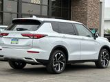 New 2025 Mitsubishi Outlander SE image 5