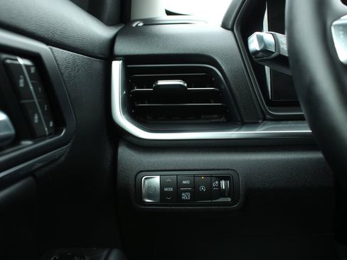 Used 2026 GMC Terrain Denali w/ LPO, Floor Liner Package AWD/4WD image 31