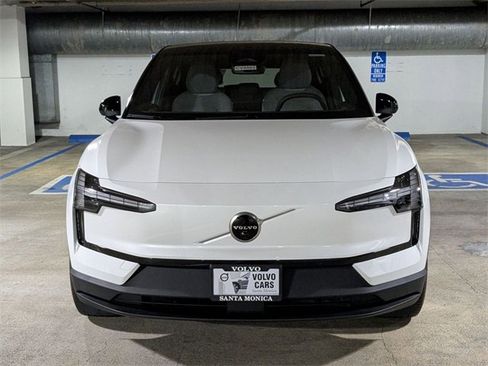 New 2025 Volvo EX30 Ultra w/ Protection Package Premier image 8