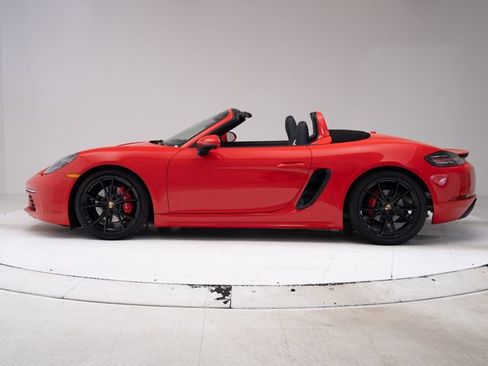 Certified 2025 Porsche 718 Boxster S RWD image 2