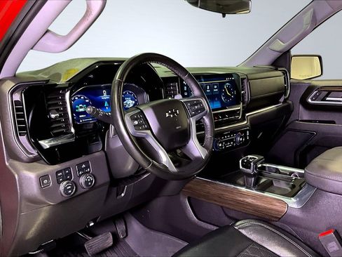Used 2023 Chevrolet Silverado 1500 LT Trail Boss w/ Protection Package AWD/4WD image 19