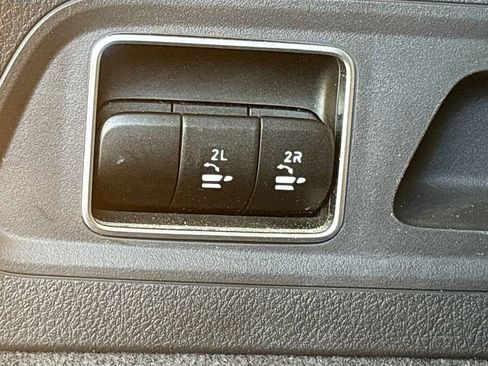 Used 2020 Mercedes-Benz GLS 450 4MATIC image 15