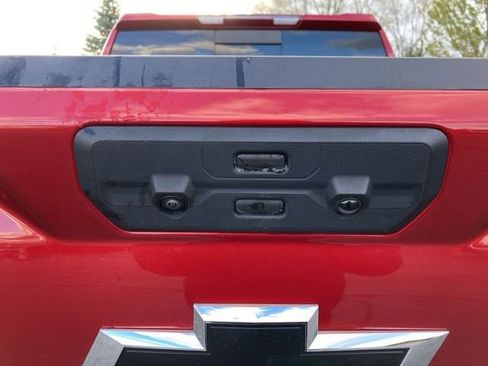Used 2024 Chevrolet Silverado 1500 LT Trail Boss w/ Convenience Package II AWD/4WD image 30