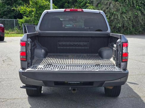Used 2023 Nissan Frontier SV w/ Technology Package AWD/4WD image 26
