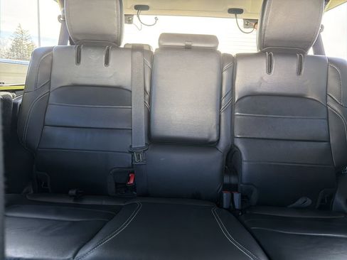 Used 2023 Jeep Wrangler Unlimited Sahara w/ Cold Weather Group image 19