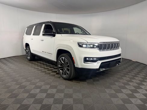 Used 2023 Jeep Grand Wagoneer L Series III w/ HD Trailer Tow Package AWD/4WD image 4