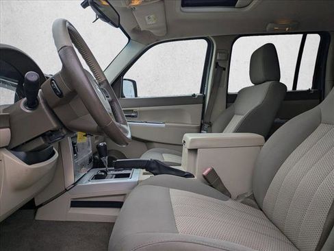 Used 2008 Jeep Liberty Limited image 14