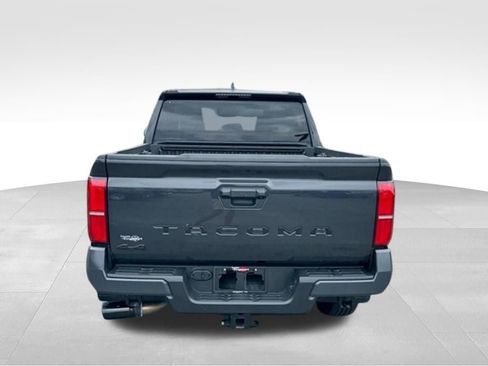 Used 2026 Toyota Tacoma SR5 AWD/4WD image 6
