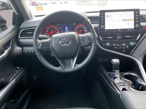 Used 2024 Toyota Camry XSE image 6