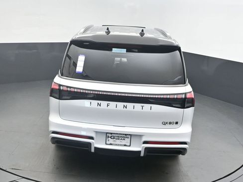 New 2026 INFINITI QX80 Autograph w/ Premium Cargo Package image 37
