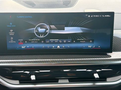 New 2026 BMW X5 M60i image 35