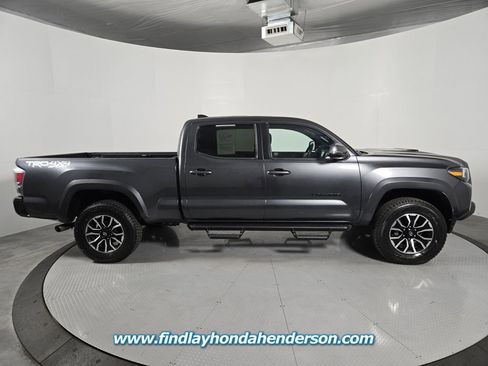 Used 2022 Toyota Tacoma TRD Sport image 6
