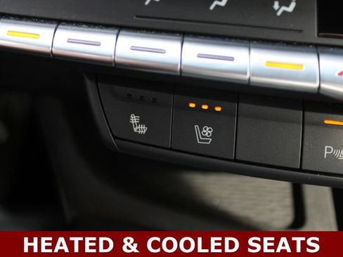 Certified 2023 Cadillac CT5 Luxury AWD/4WD image 7