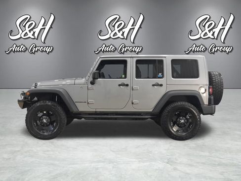Used 2015 Jeep Wrangler Unlimited Sport w/ Quick Order Package 24S AWD/4WD image 12