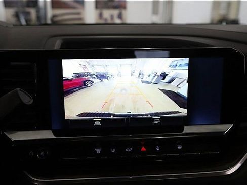 New 2025 Chevrolet Silverado 2500 LT w/ Convenience Package image 16