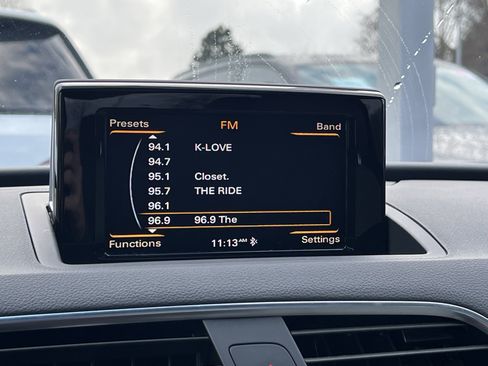 Used 2018 Audi Q3 2.0T Premium w/ Convenience Package image 23