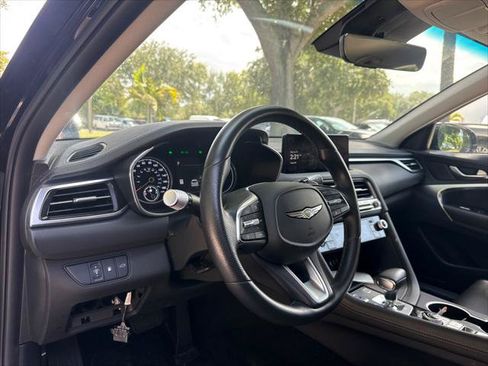 Used 2025 Genesis G70 2.5T RWD image 13
