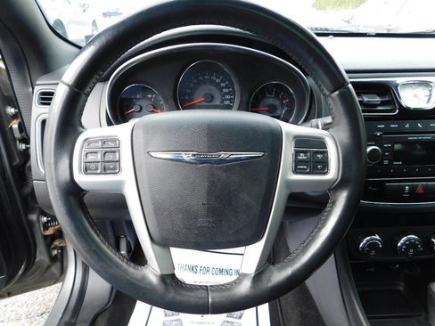 Used 2013 Chrysler 200 Touring w/ S Exterior Appearance Pkg image 29
