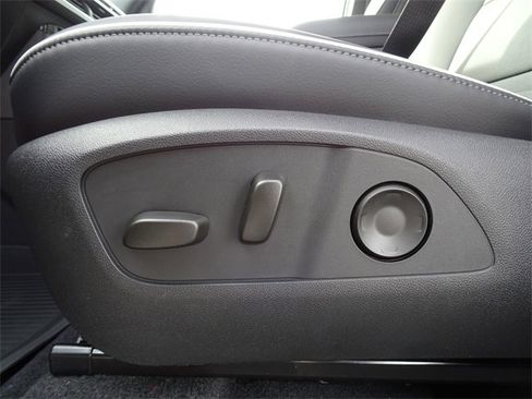 New 2026 Buick Enclave Preferred w/ Power Package image 13