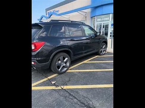 Used 2021 Honda Passport Touring image 11