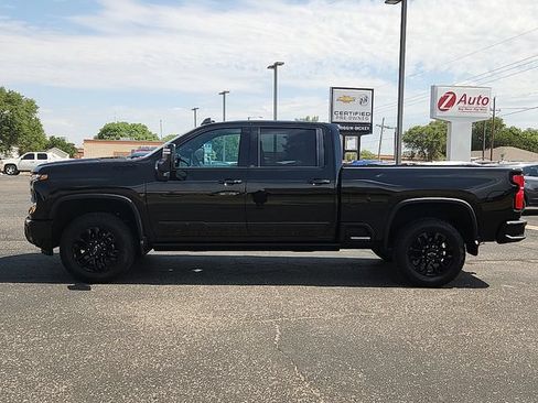 Used 2026 Chevrolet Silverado 2500 High Country w/ Midnight Edition AWD/4WD image 2
