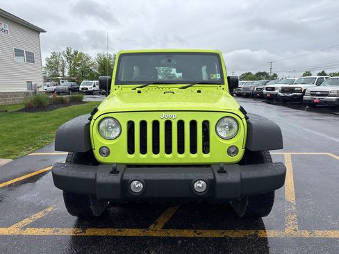 Used 2016 Jeep Wrangler Unlimited Sport AWD/4WD image 3