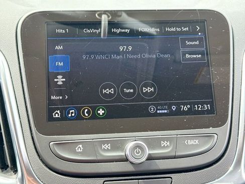Used 2024 Chevrolet Equinox LT FWD image 16