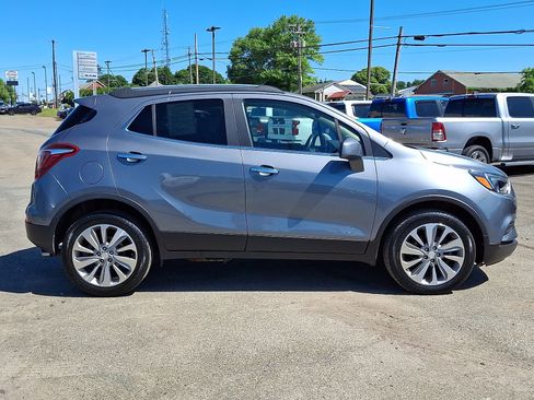Used 2020 Buick Encore Preferred w/ Safety Package AWD/4WD image 8
