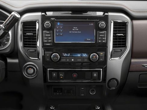 Used 2018 Nissan Titan Platinum Reserve w/ Platinum Utility Package AWD/4WD image 10