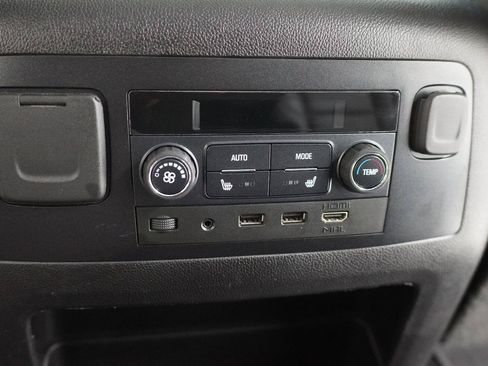 Used 2020 GMC Yukon Denali w/ Denali Ultimate Package RWD image 26