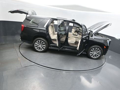 Used 2021 GMC Yukon Denali w/ Denali Premium Package image 56