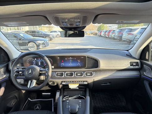 New 2026 Mercedes-Benz GLS 450 4MATIC image 23