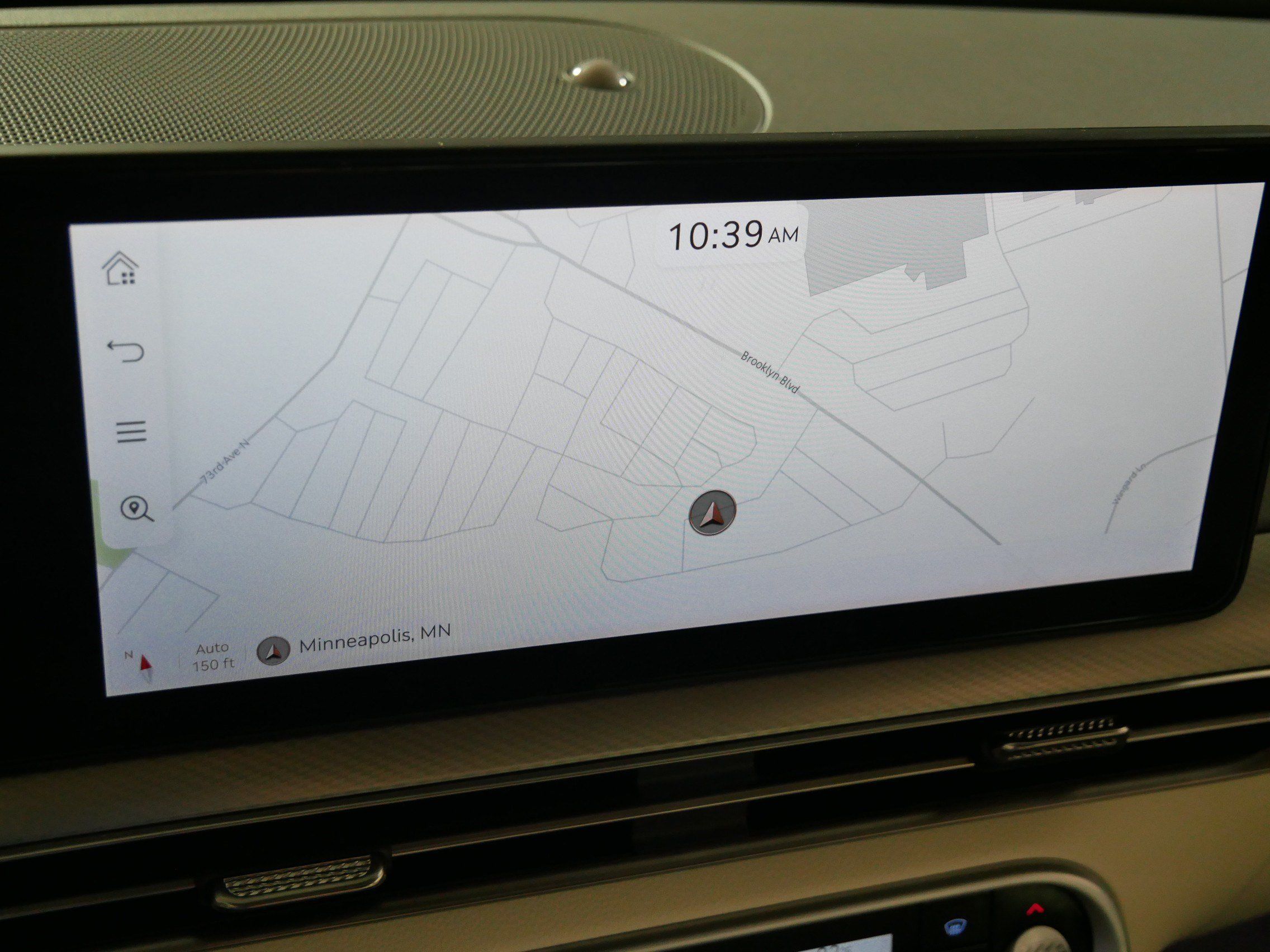 Certified 2025 Genesis GV60 Advanced AWD/4WD image 31