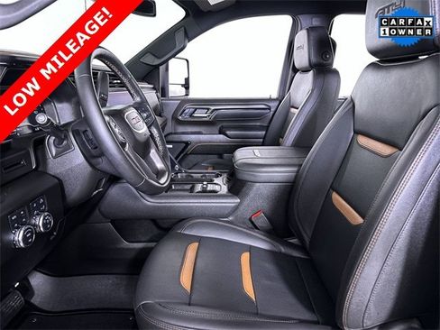 Used 2025 GMC Sierra 2500 AT4 image 20