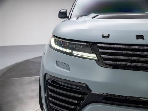 New 2026 Land Rover Range Rover Sport SV AWD/4WD image 10