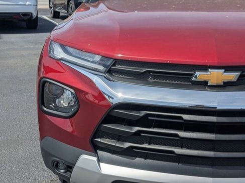 Used 2023 Chevrolet TrailBlazer LT w/ Convenience Package FWD image 10