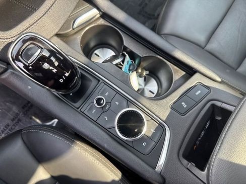 Used 2023 Cadillac XT5 Sportv image 38