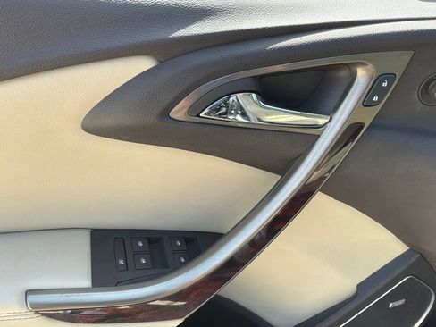Used 2016 Buick Verano Premium FWD image 17